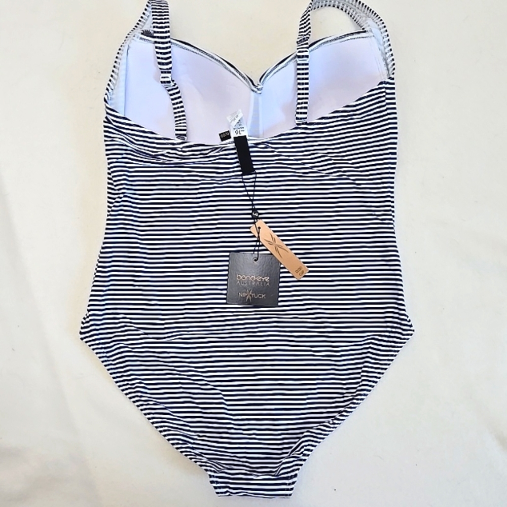 NWT Size 12/US One-Piece Swim Striped Swimsuit NWT - Picture 4 of 9